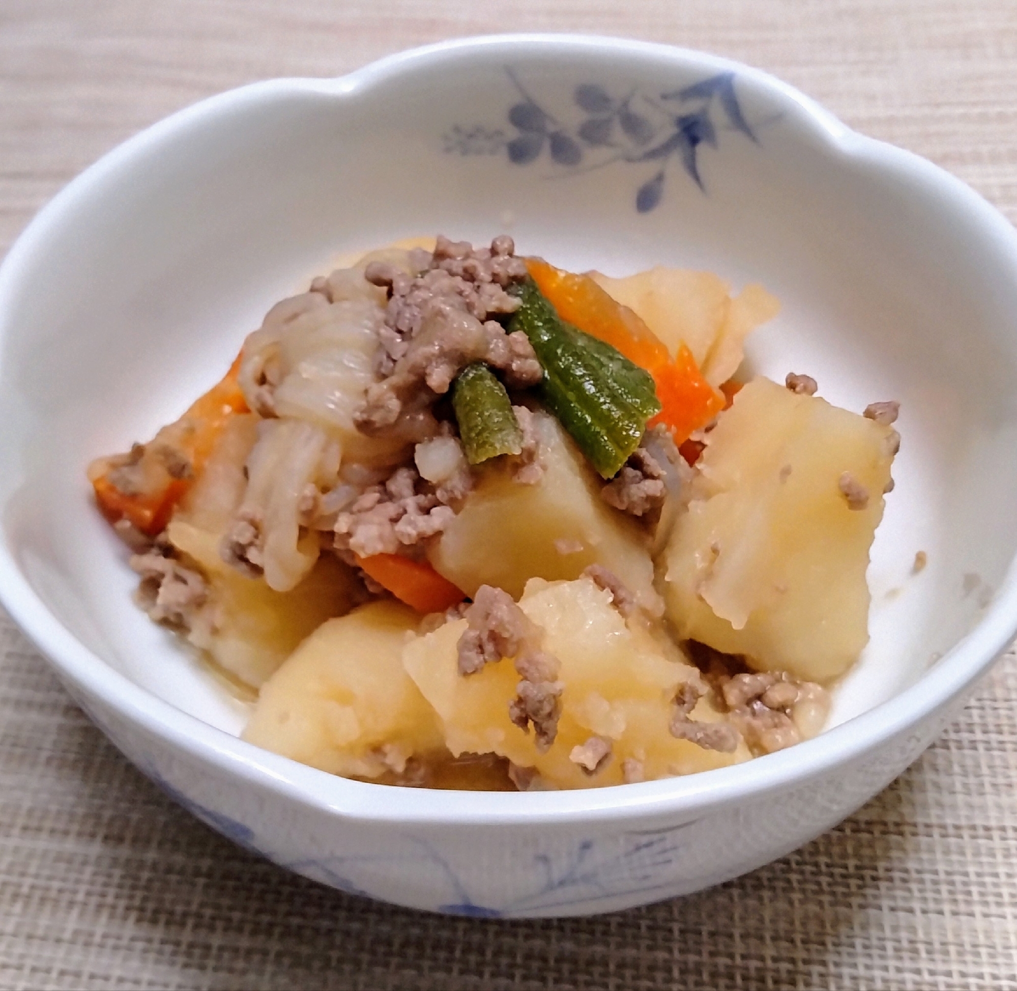 ちょぽしミンチで『肉じゃが』