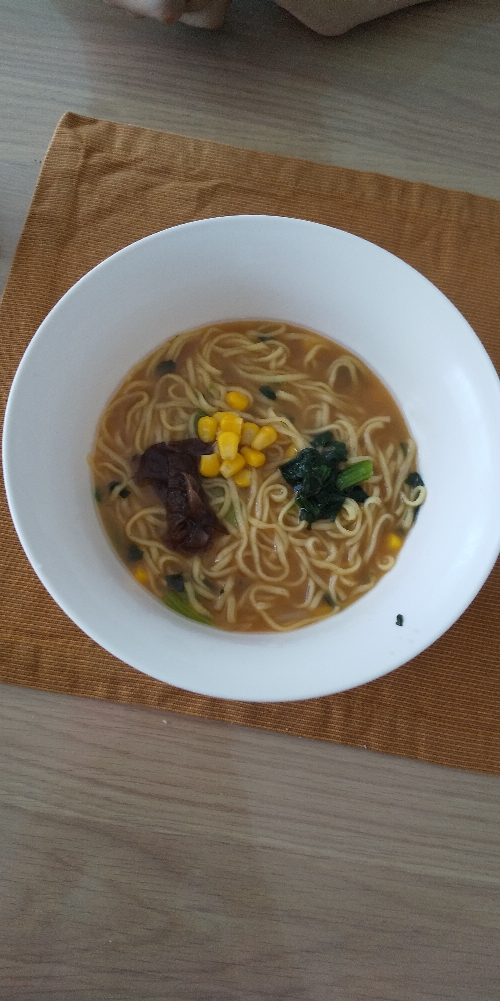 キクラゲとほうれん草のラーメン♡