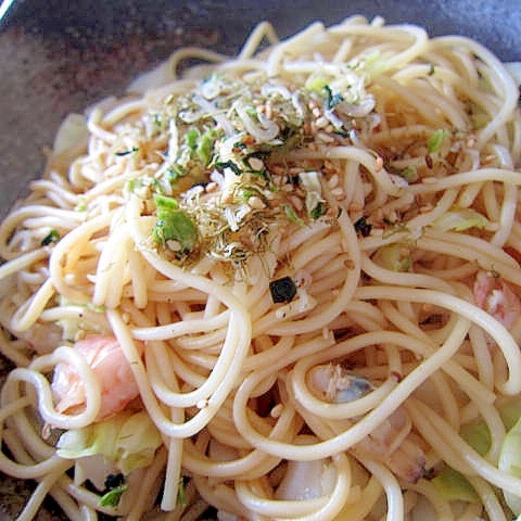 烏賊海老ちりめん昆布パスタ