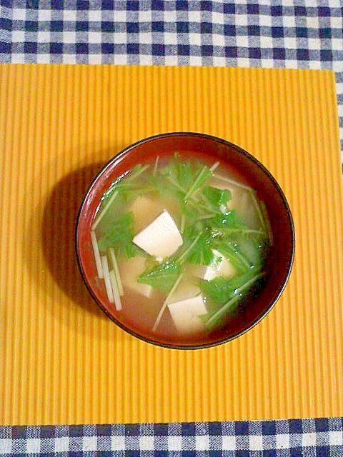 水菜と豆腐の味噌汁♪