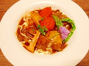 牛すじ肉と筍 デミグラスソース煮 レシピ 作り方 By ブルーボリジ 楽天レシピ 牛すじ肉と筍 デミグラスソース煮 レシピ 作り方 By ブルーボリジ 楽天レシピ