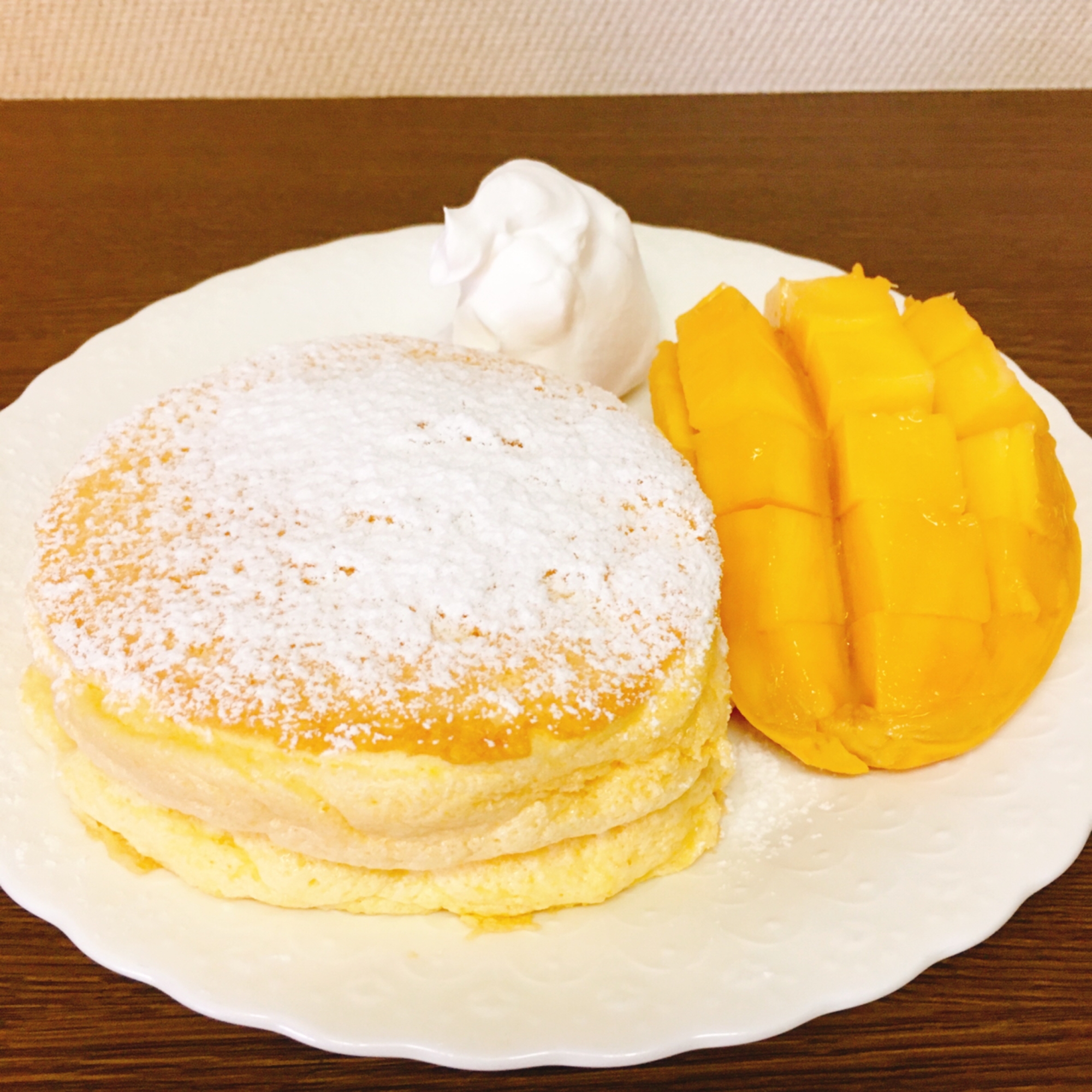 ベーキングパウダー無し材料4つでスフレパンケーキ レシピ 作り方 By はぴクロ 楽天レシピ ベーキングパウダー無し材料4つでスフレパンケーキ レシピ 作り方 By はぴクロ 楽天レシピ