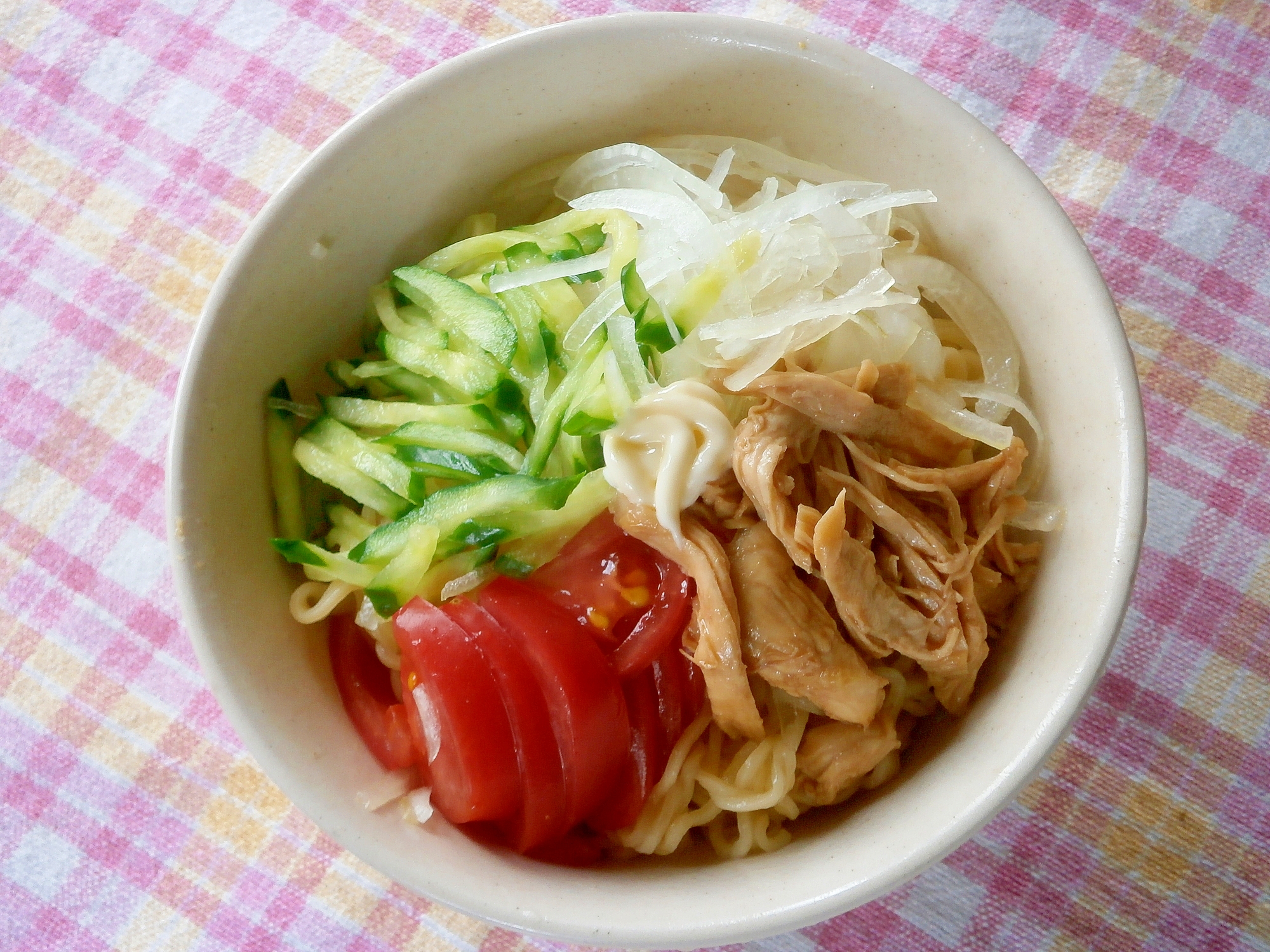 インスタントラーメンアレンジ！サラダ風油そば