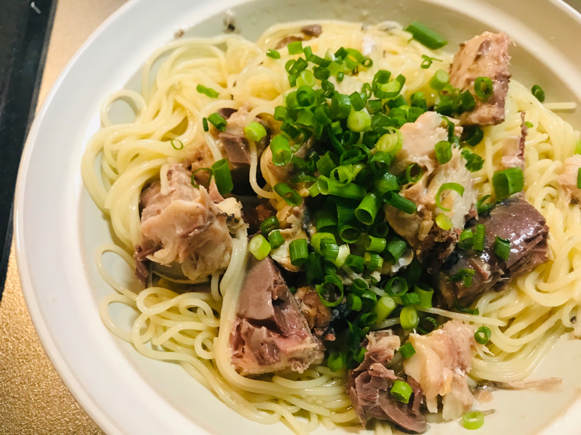 和えるだけ♫サバ缶とこんにゃく麺の冷製パスタ風