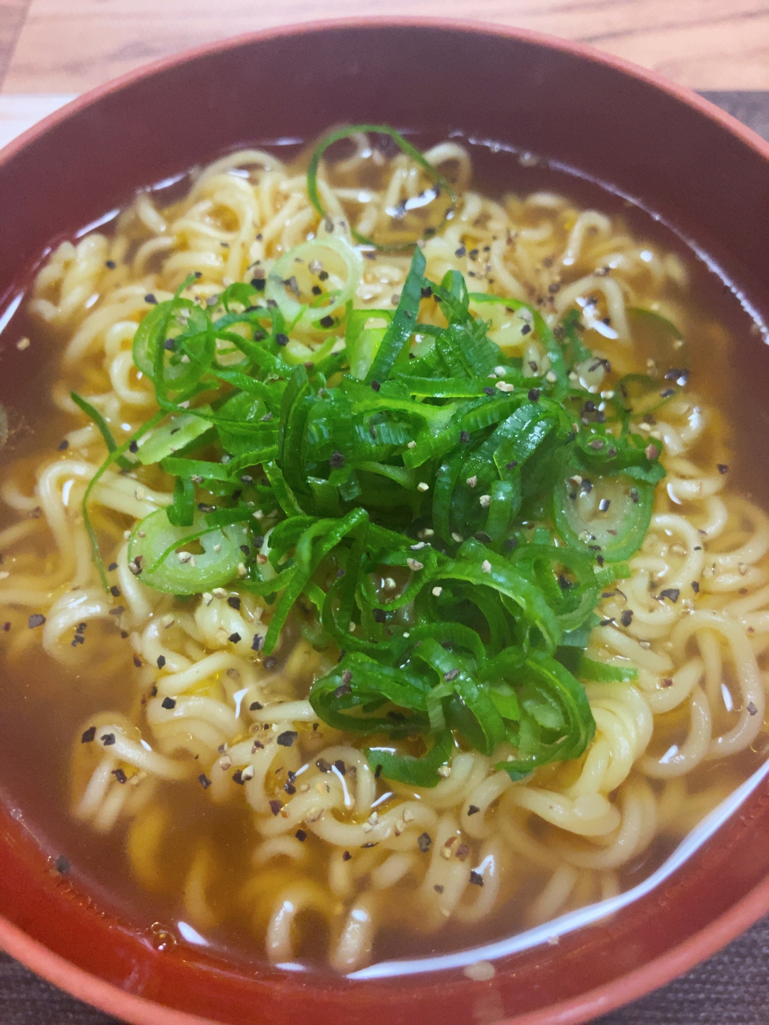 ニンニク風味の塩ラーメン