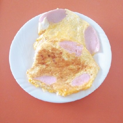 黄色とピンクのカワイー卵焼き(^^)朝食に美味しく頂きました。ありがとうございました。