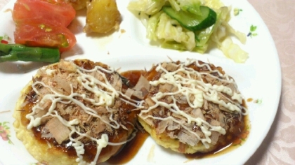 お豆腐が沢山余ったので作ってみました(´∀｀*) お好み焼きの味がしっかりしているのに実はお豆腐だなんてびっくりです(°д°)