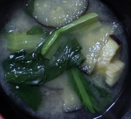 ナスの味噌汁