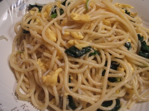 ほうれん草とシラスの和風パスタ