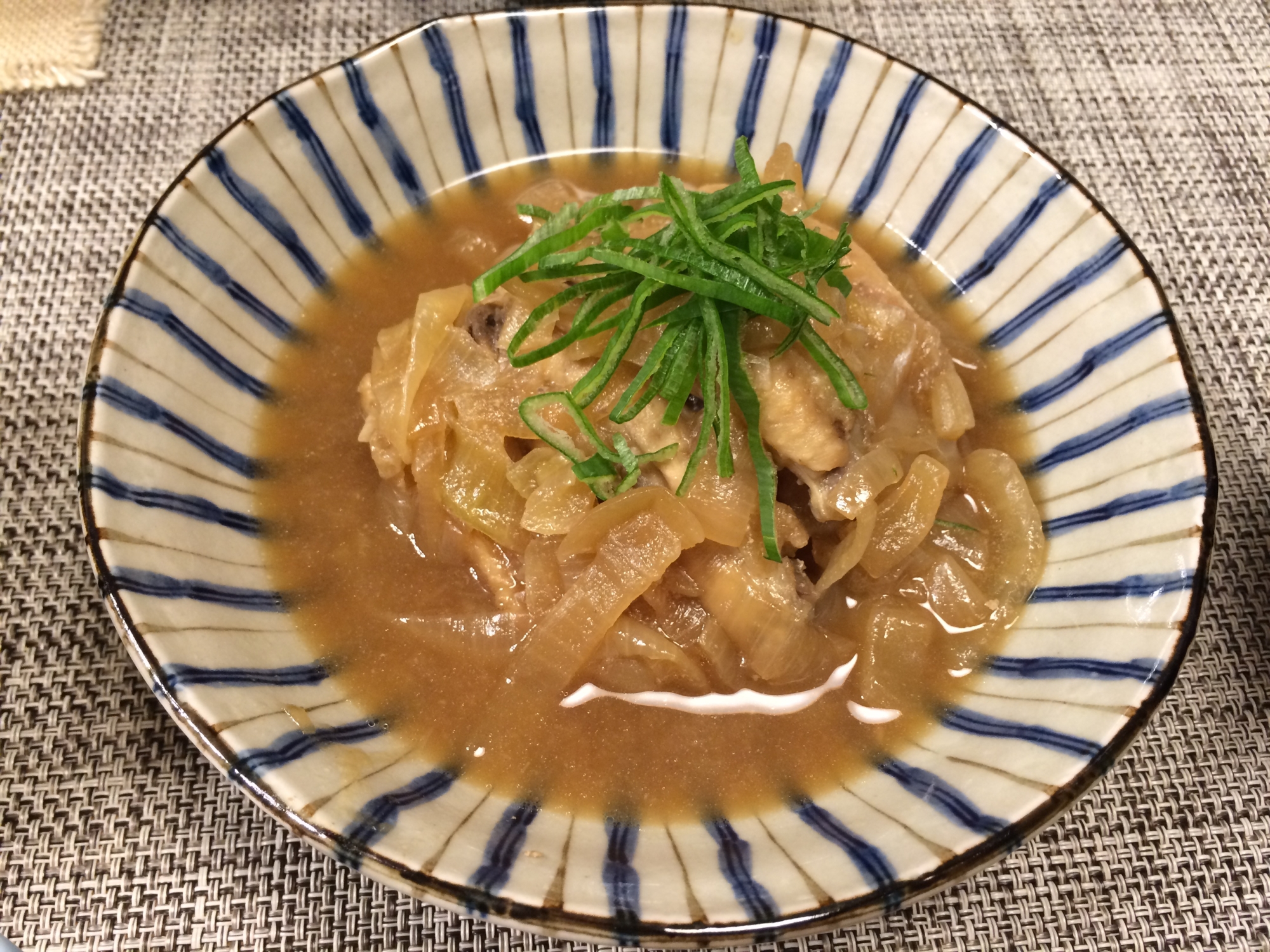 水なし☆鶏肉と玉ねぎのとろとろ煮