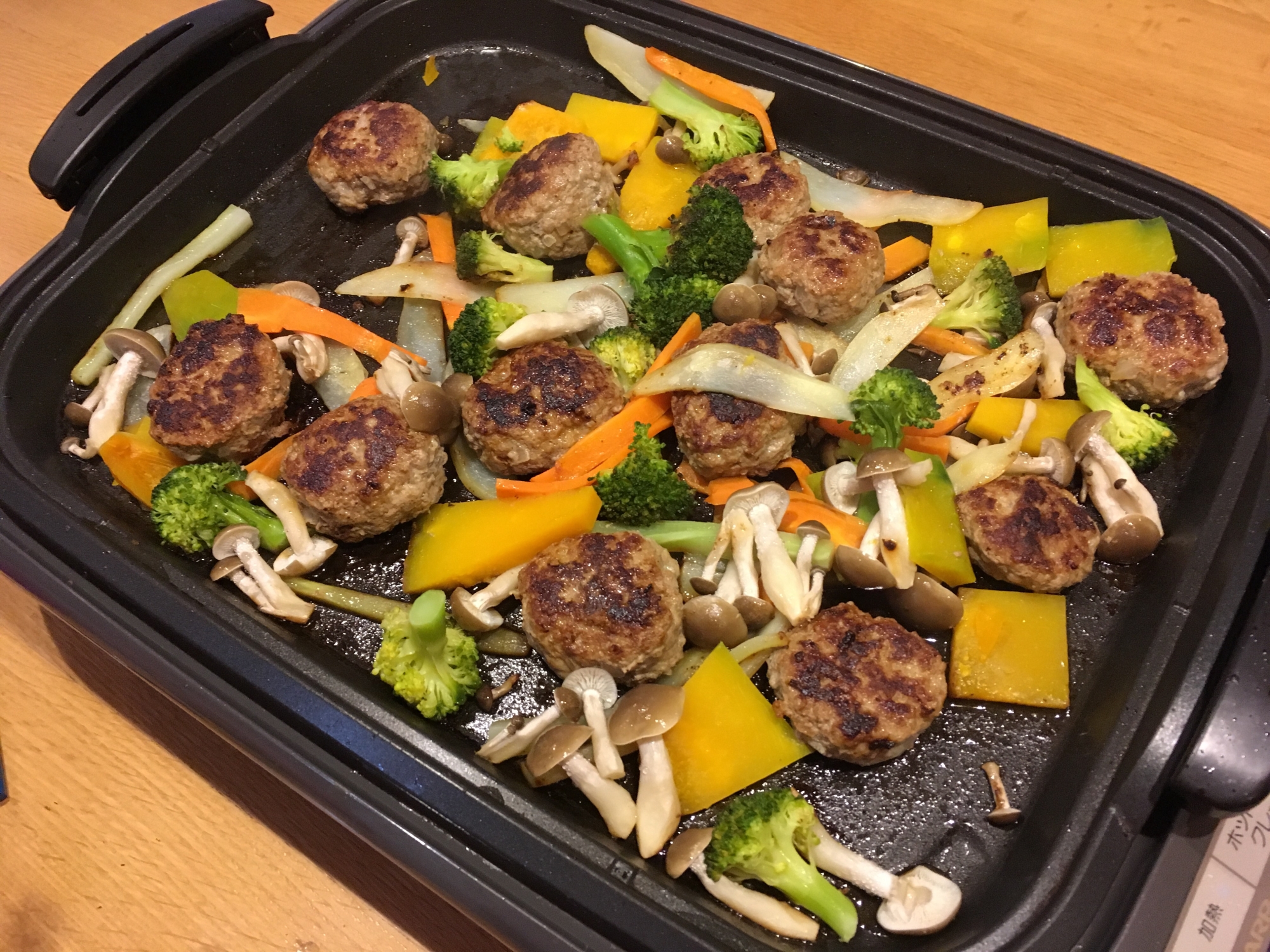 ホットプレートdeミニハンバーグ レシピ 作り方 By Zima 楽天レシピ