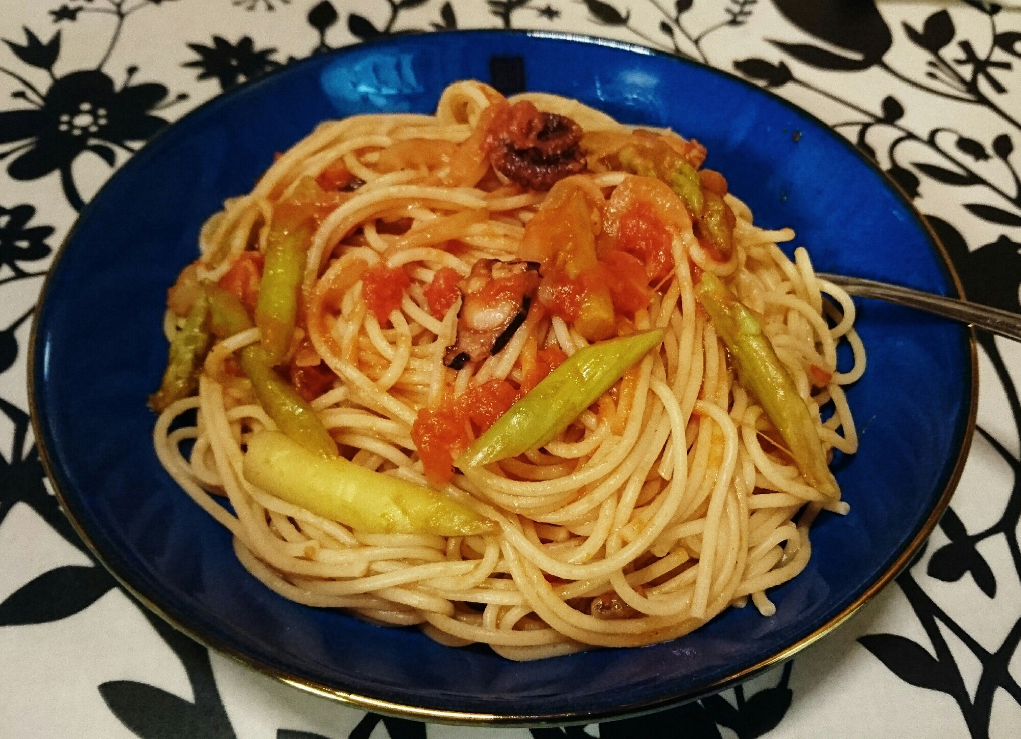 タコとアスパラのトマトソースパスタ レシピ 作り方 By キジ猫 楽天レシピ