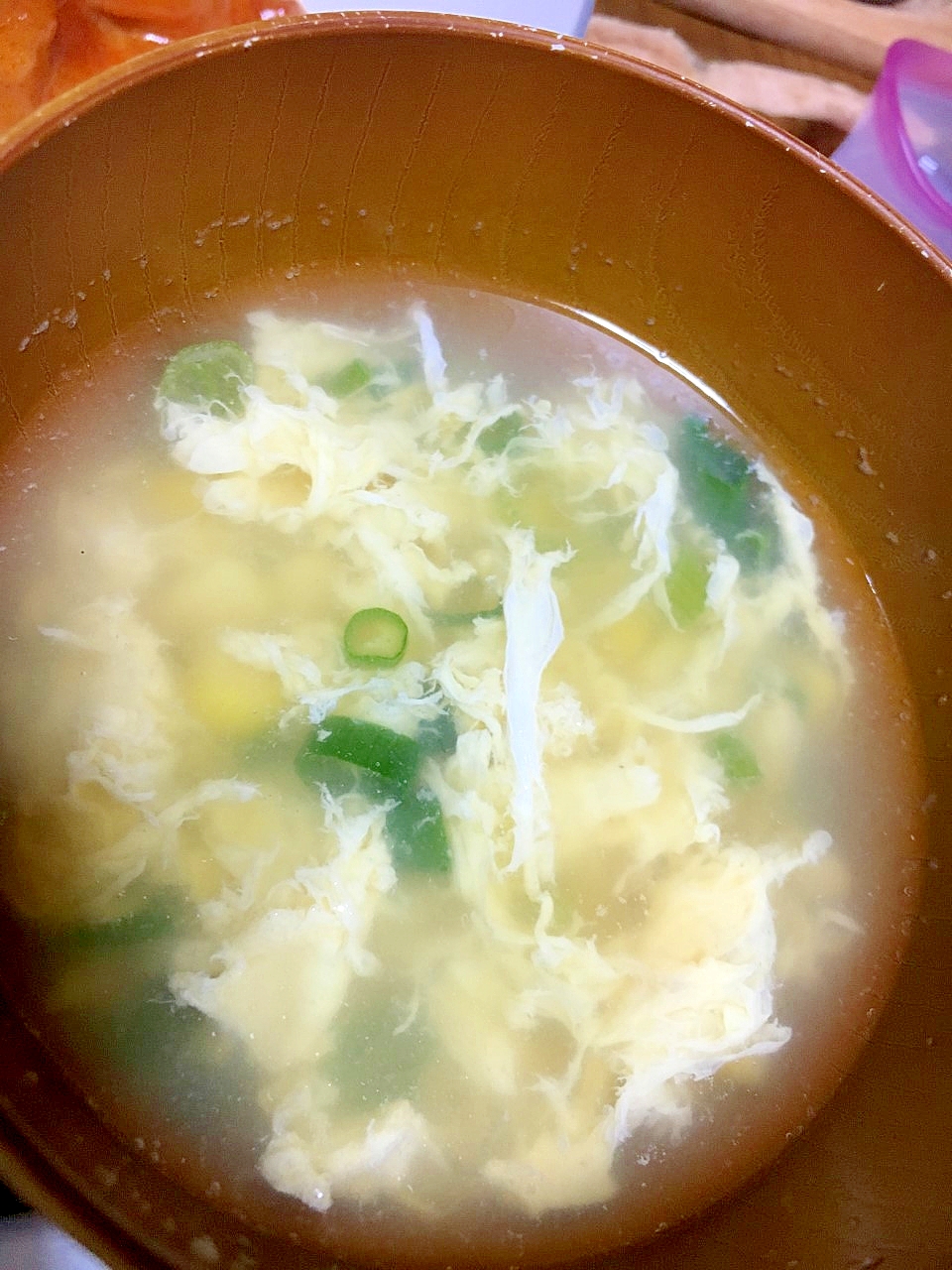 コーンと卵の牛出汁スープ