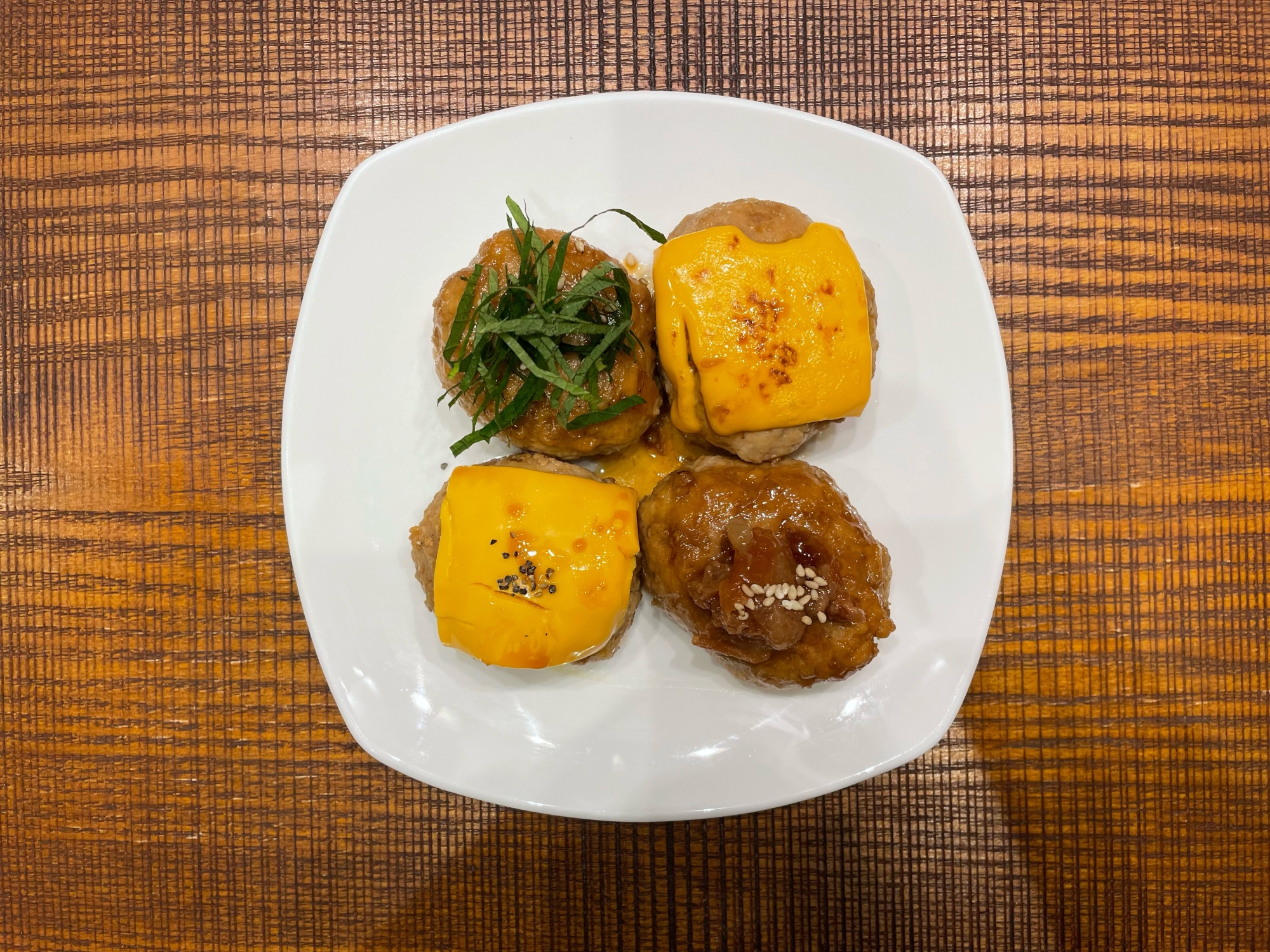 見た目もかわいい！鶏つくね