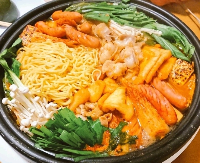 我が家の 赤からホルモン鍋 レシピ 作り方 By じゃが塩 楽天レシピ 我が家の 赤からホルモン鍋 レシピ 作り方 By じゃが塩 楽天レシピ