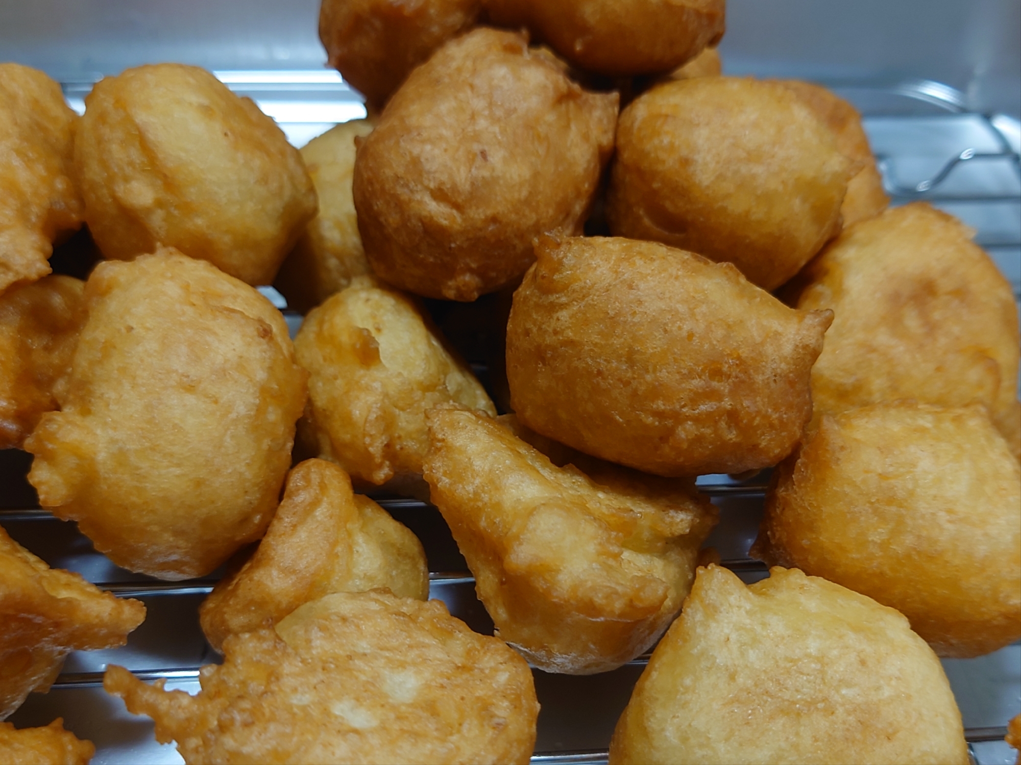サクもち♪HMと豆腐だけ！材料2つの豆腐ドーナッツ