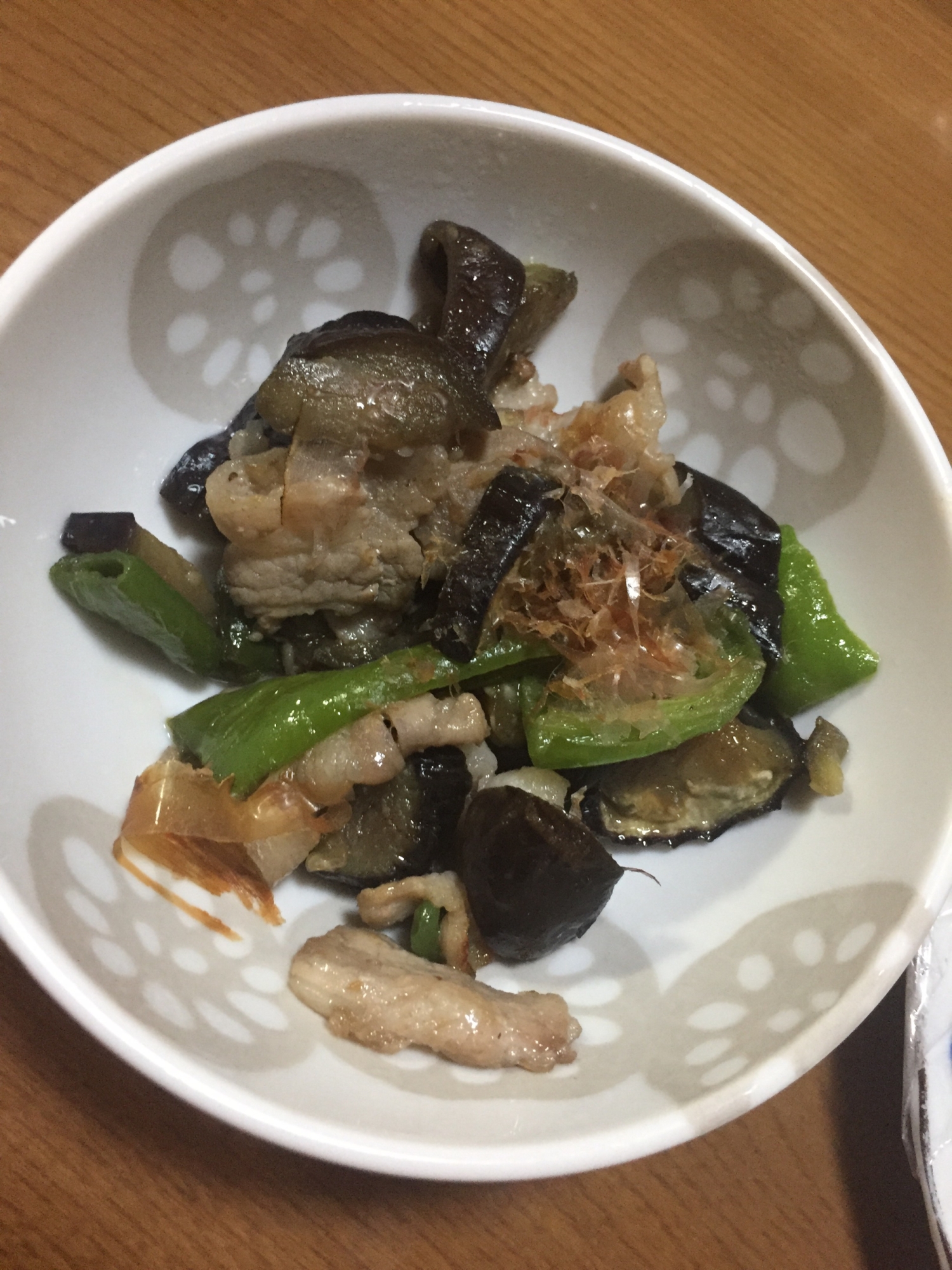 野菜と豚肉のおかか炒め