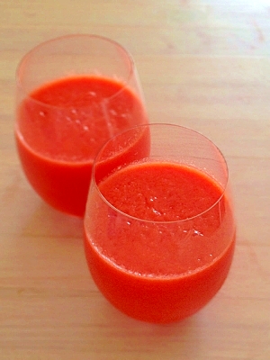 赤パプリカとトマトのレッドスムージー