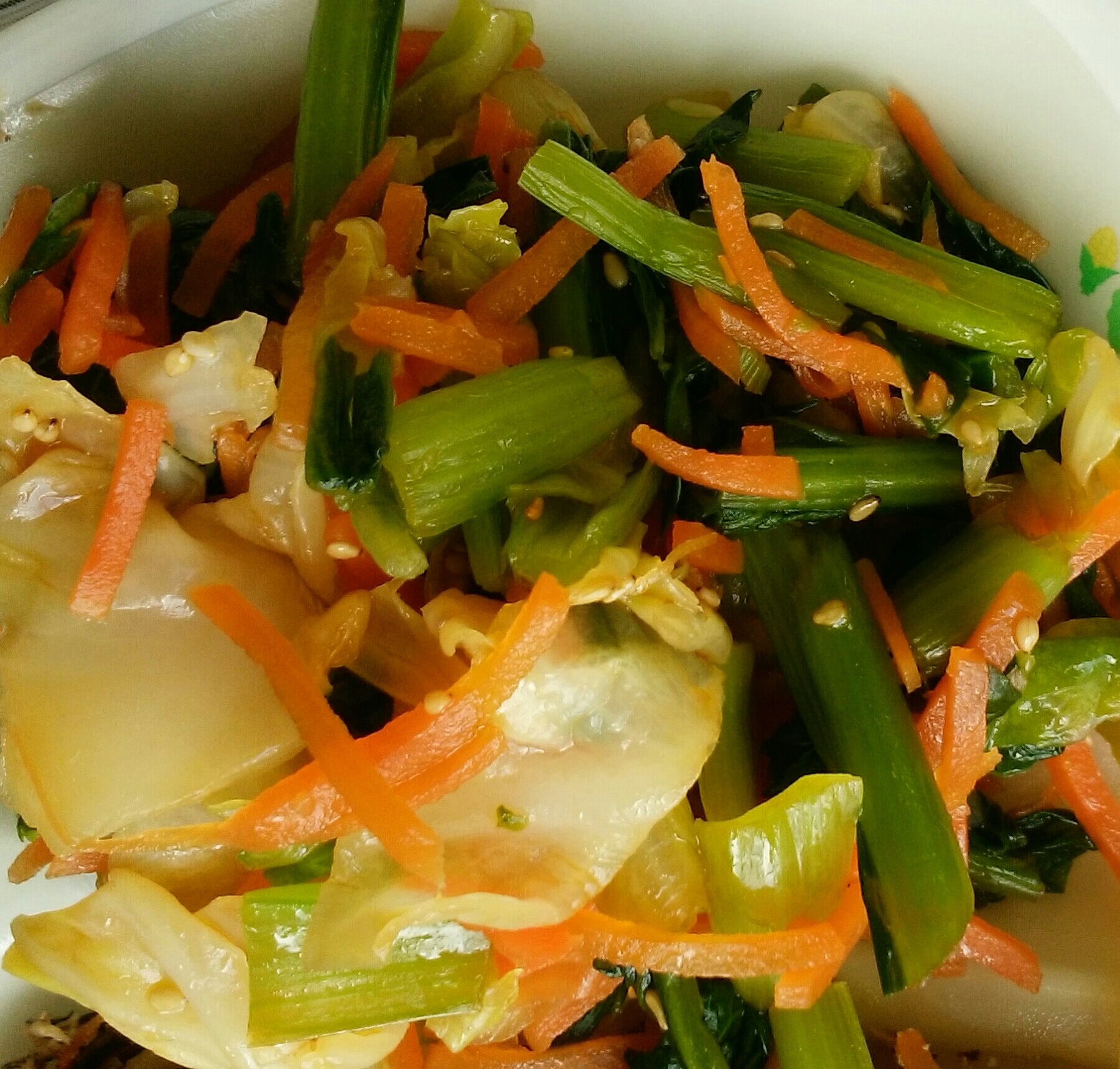 小松菜とキャベツ・にんじんの中華サラダ