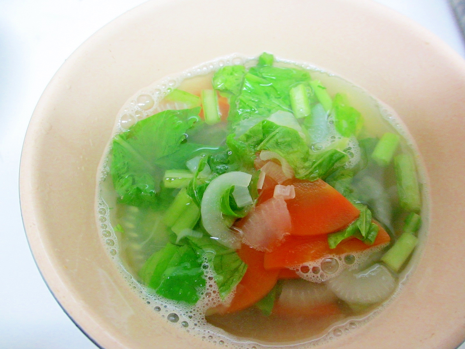香味野菜と青菜のスープ