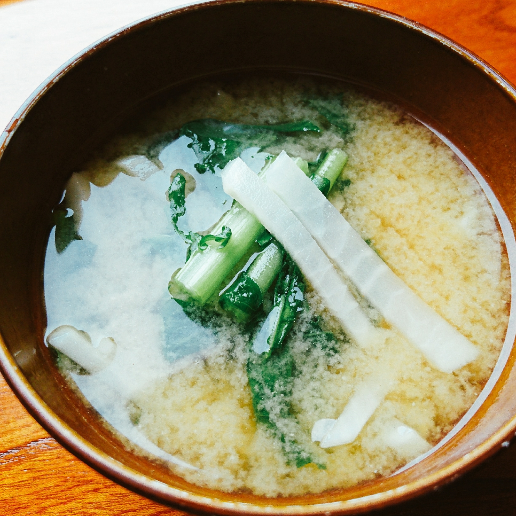 大根と葉 茎 のお味噌汁 レシピ 作り方 By やっすん 楽天レシピ 大根と葉 茎 のお味噌汁 レシピ 作り方 By やっすん 楽天レシピ