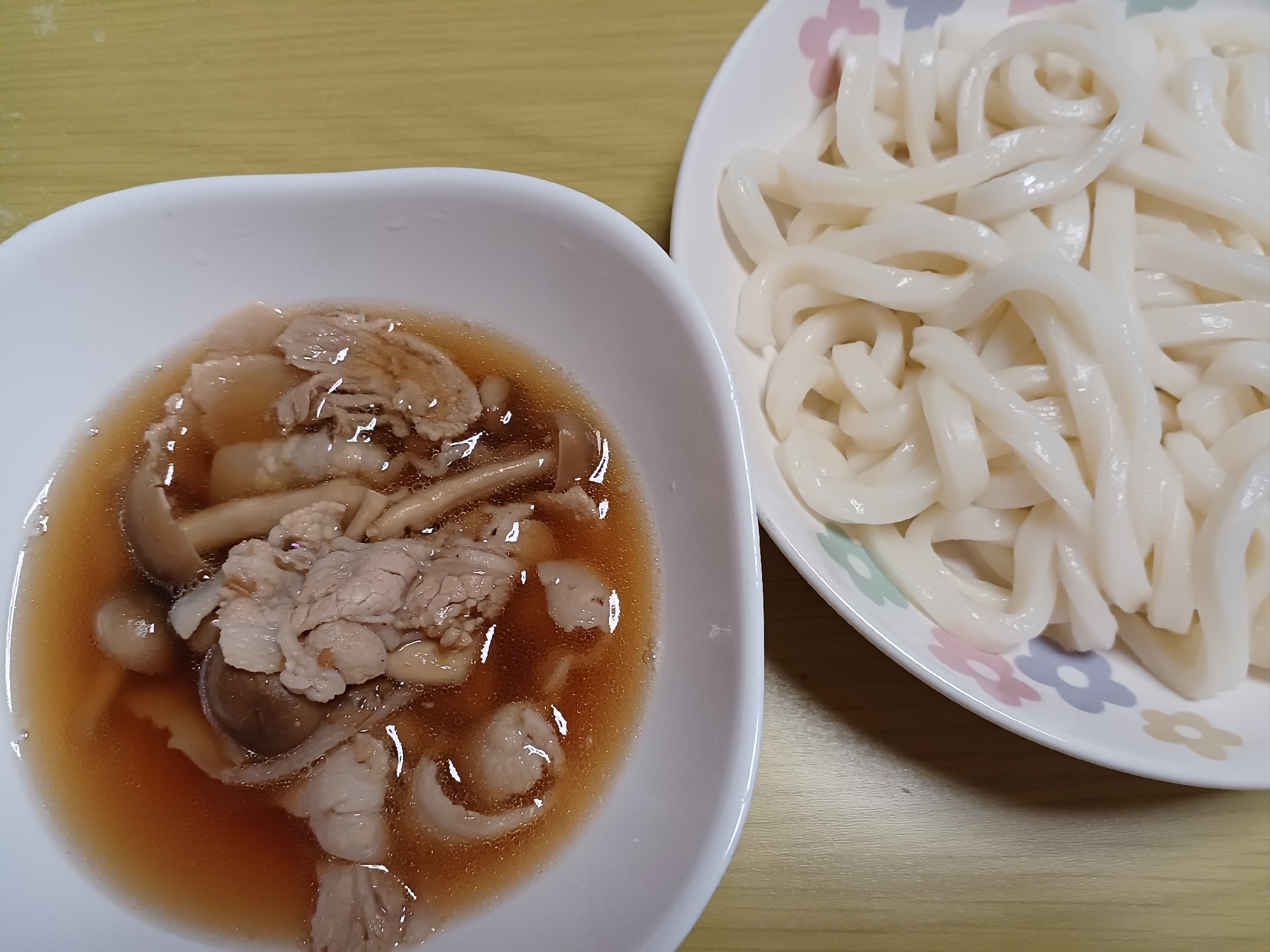 豚バラのつけうどん