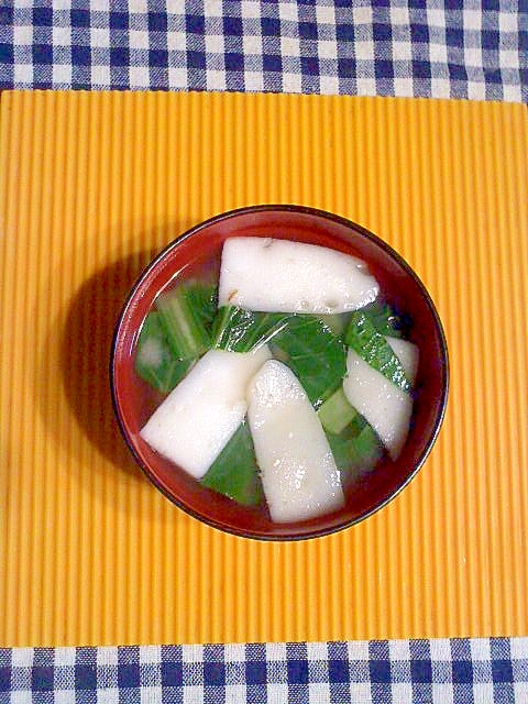 はんぺんと小松菜の味噌汁♪