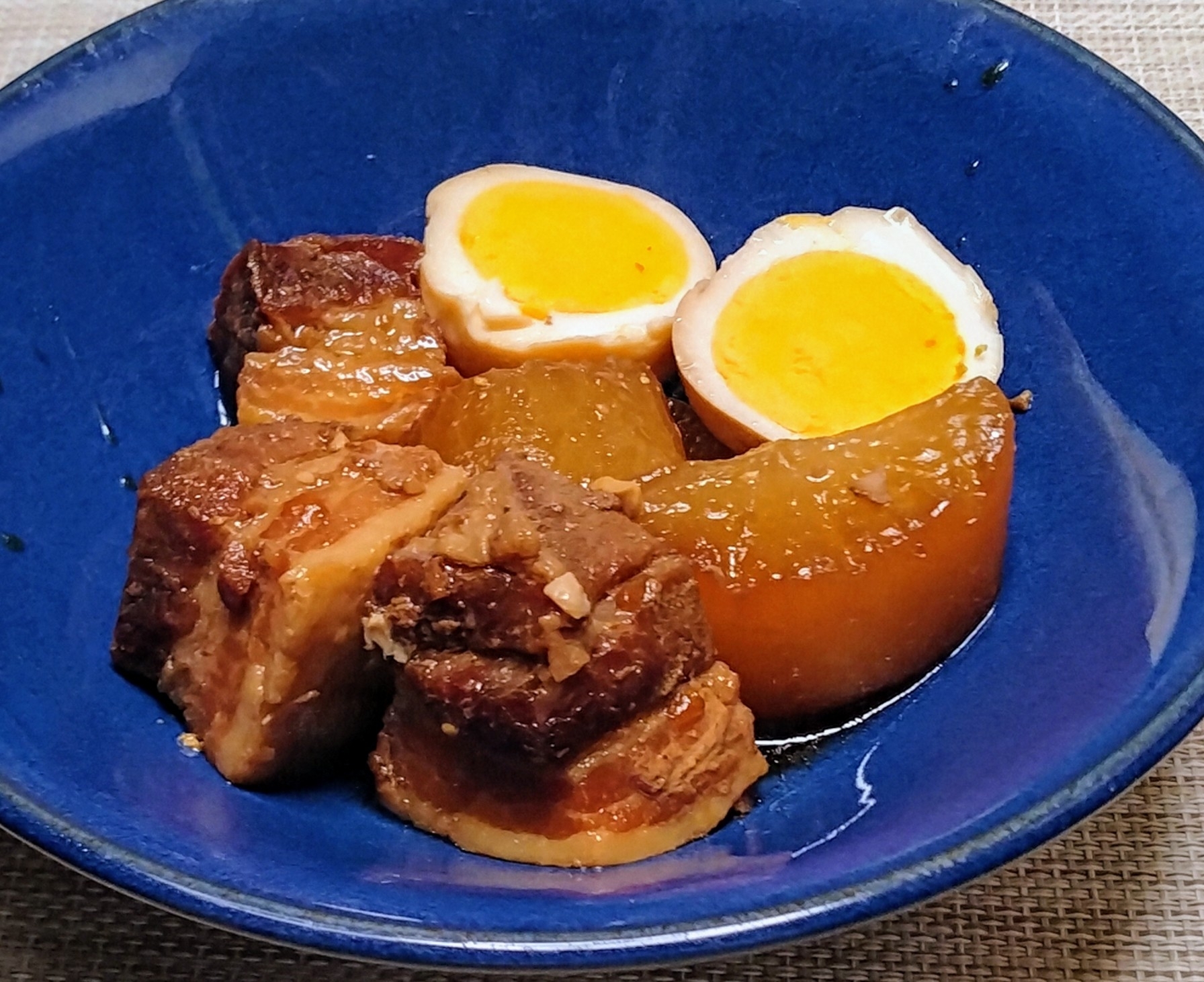 豚の角煮としみしみ大根