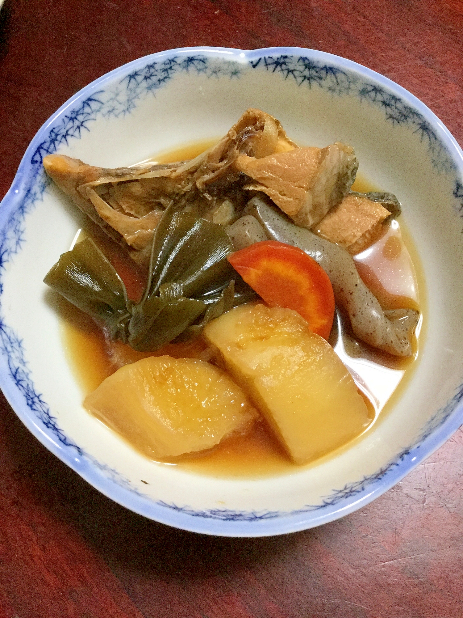 鮭アラと大根の煮物【ほっこり和食】