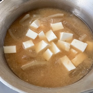 大根と豆腐のお味噌汁