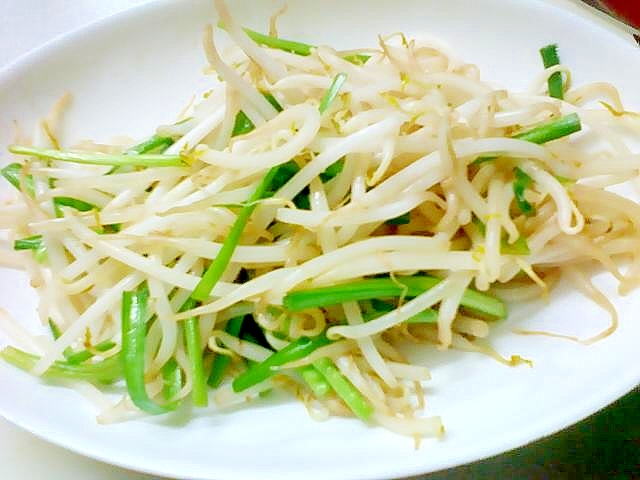 にらもやし炒め 鶏がらのもとだけで簡単に レシピ 作り方 By Ryuku55 楽天レシピ にらもやし炒め 鶏がらのもとだけで簡単に レシピ 作り方 By Ryuku55 楽天レシピ