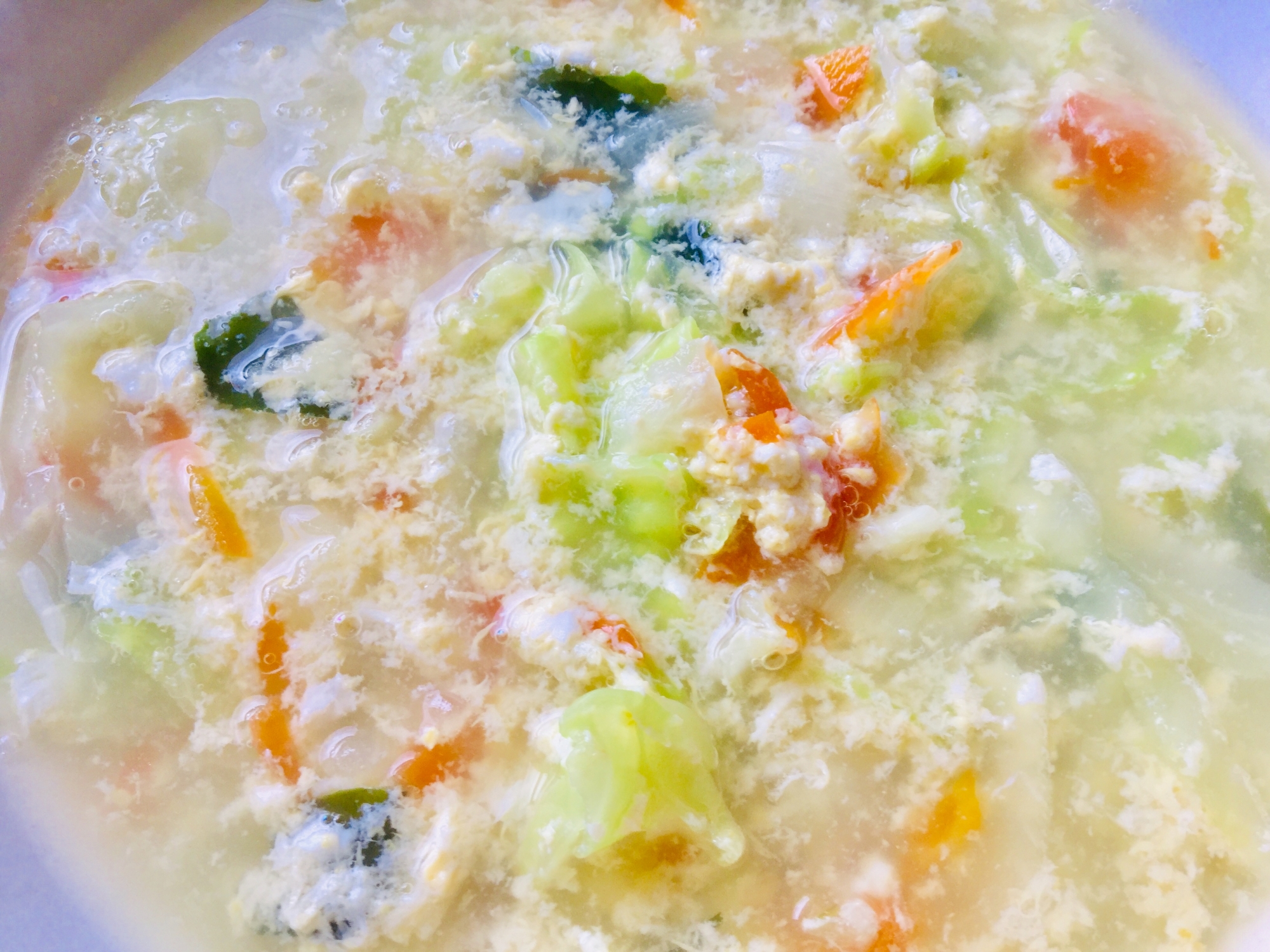 キャベツのふんわり卵スープ