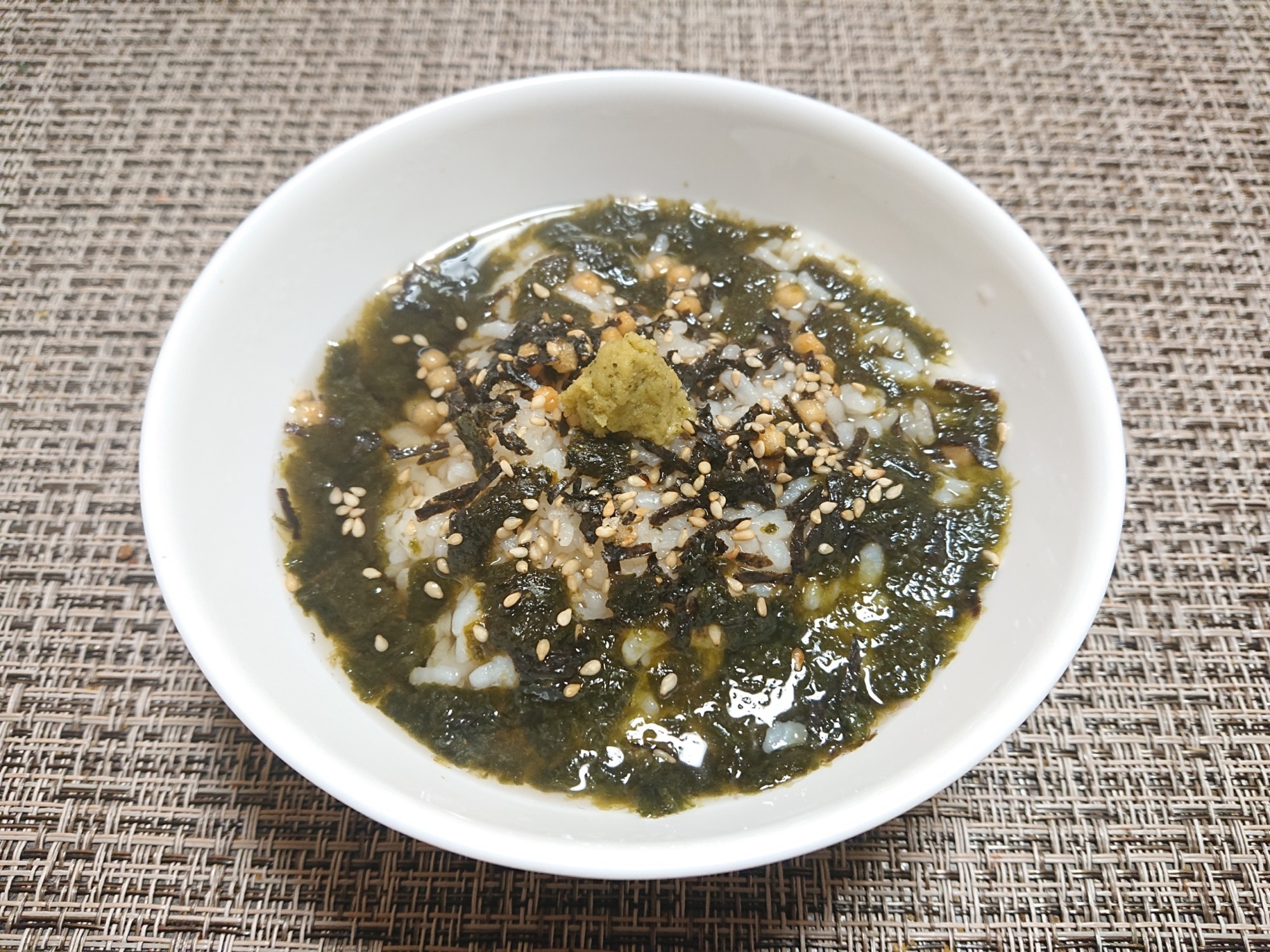 お茶漬けの素で☆大人のわさび海苔茶漬け レシピ・作り方 by うさ山 楽天レシピ