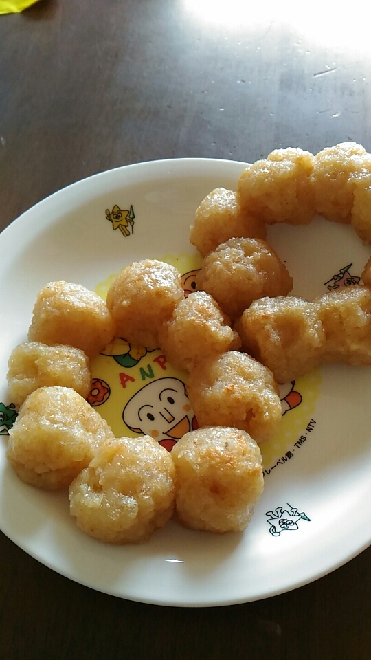 冷凍餅とパンでモチモチ焼きドーナツ