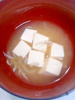 しらすと豆腐の味噌汁