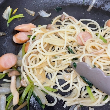 ほうれん草とウインナーの和風パスタ