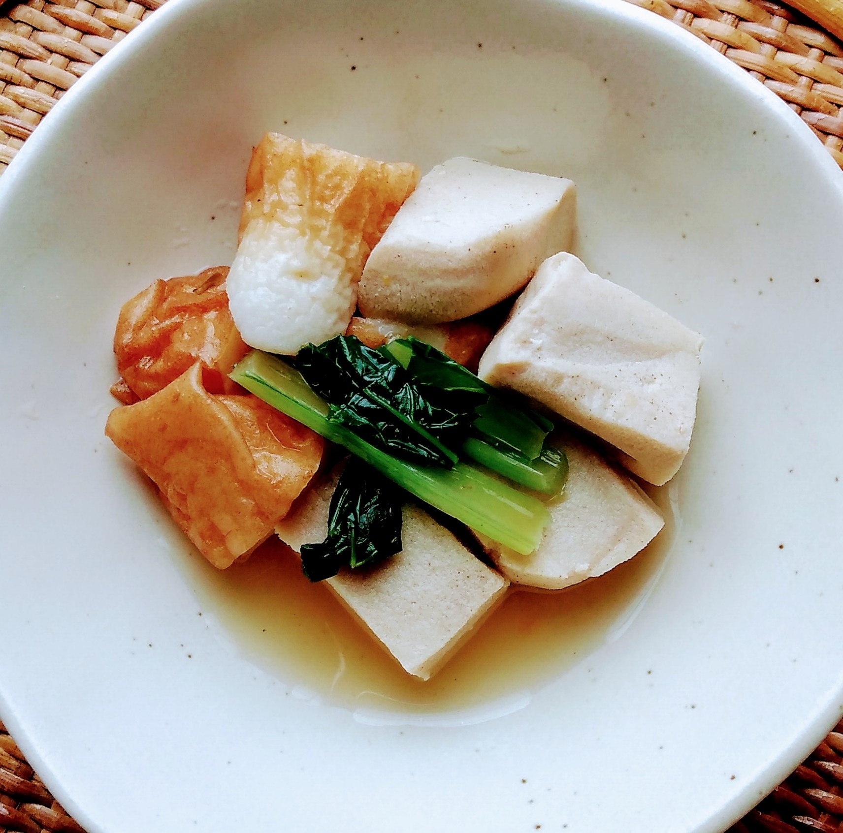 高野豆腐・ちくわ・小松菜の煮物