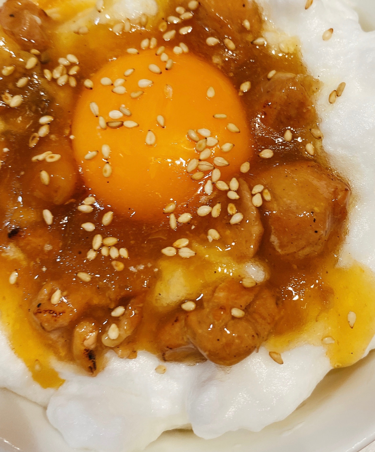映えてうまい 焼き鳥缶と卵1つで 焼き鳥丼 レシピ 作り方 By ｊｙ 楽天レシピ