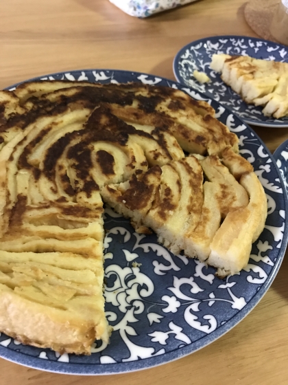 大量に60円でゲットしたパンの耳で朝ごはんに作りました！耳だけとは思えない美味しさで、シロップなしで甘さ控えめで食べられるのも◎ もうすぐ2歳の娘もパクパク！