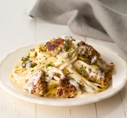 きのこクリームハンバーグパスタ