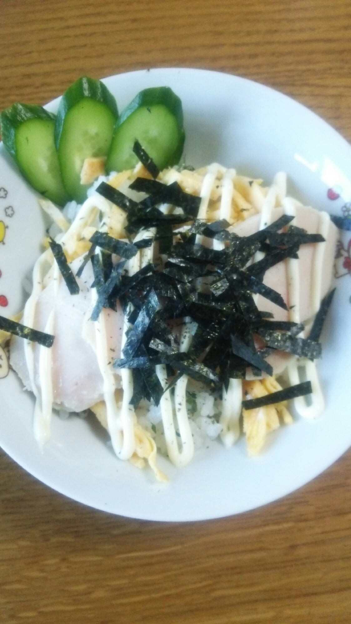 錦糸卵と鶏ハムのちらし寿司