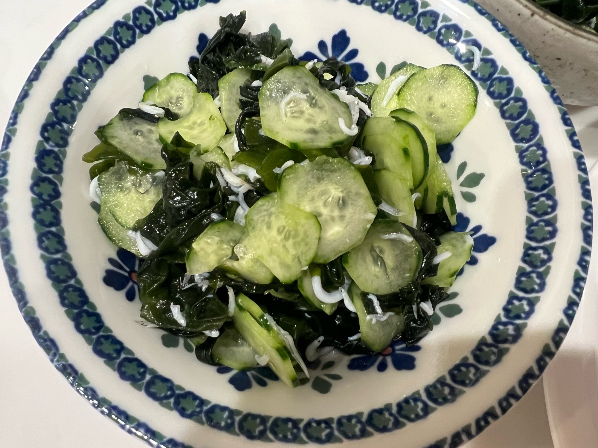 きゅうりとしらすとわかめの酢の物