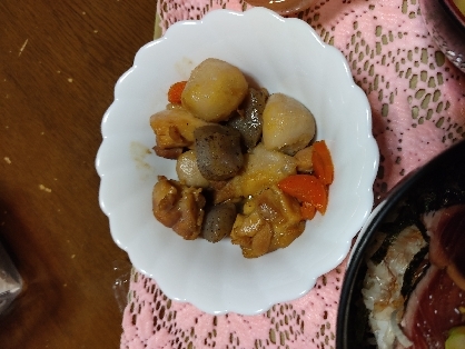 里芋とこんにゃく、鶏肉の煮もの