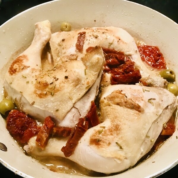 骨付きチキンとドライトマトのオリーブ煮込み レシピ 作り方 By Rhodes 楽天レシピ 骨付きチキンとドライトマトのオリーブ煮込み レシピ 作り方 By Rhodes 楽天レシピ