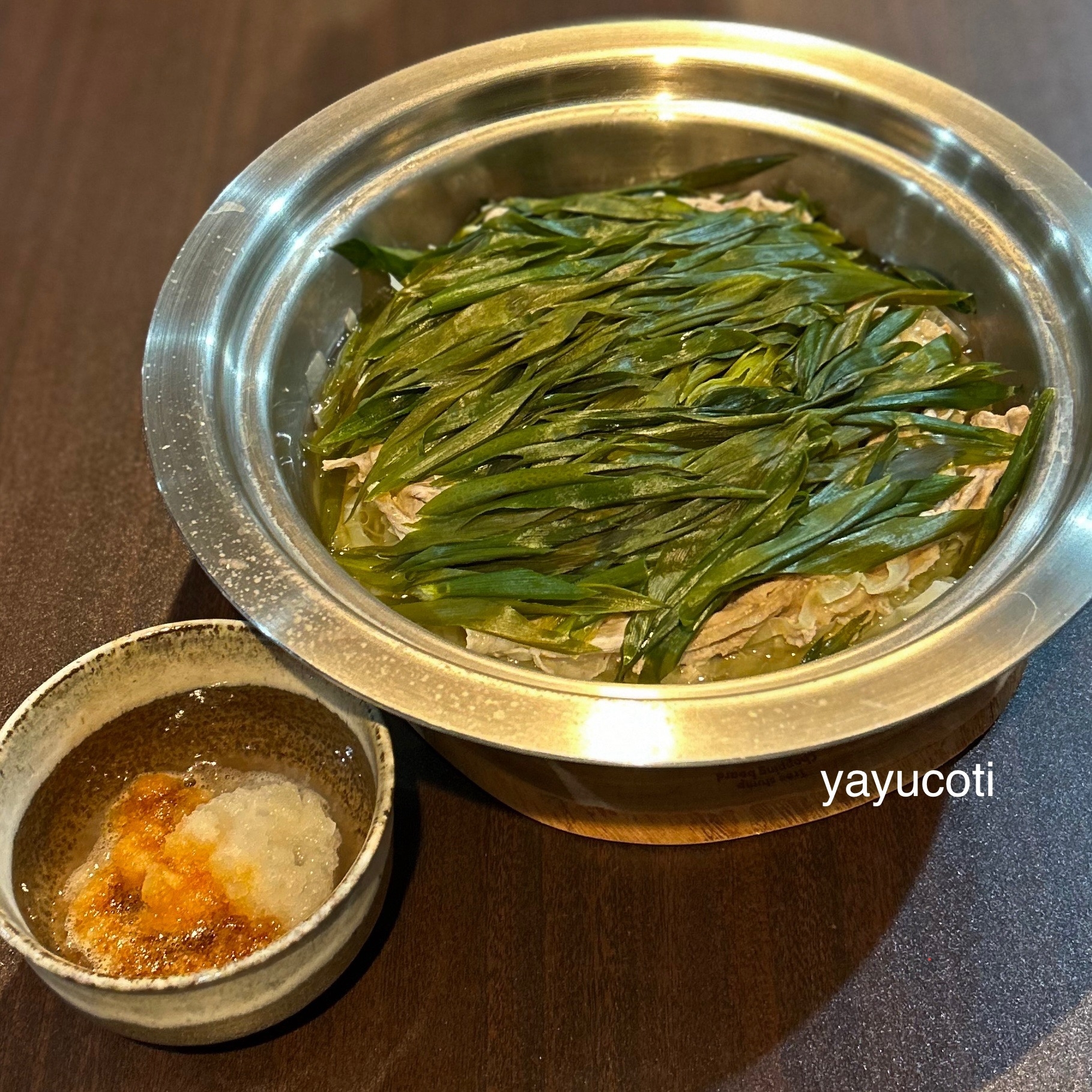 千切りキャベツと豚肉のミルフィーユ鍋