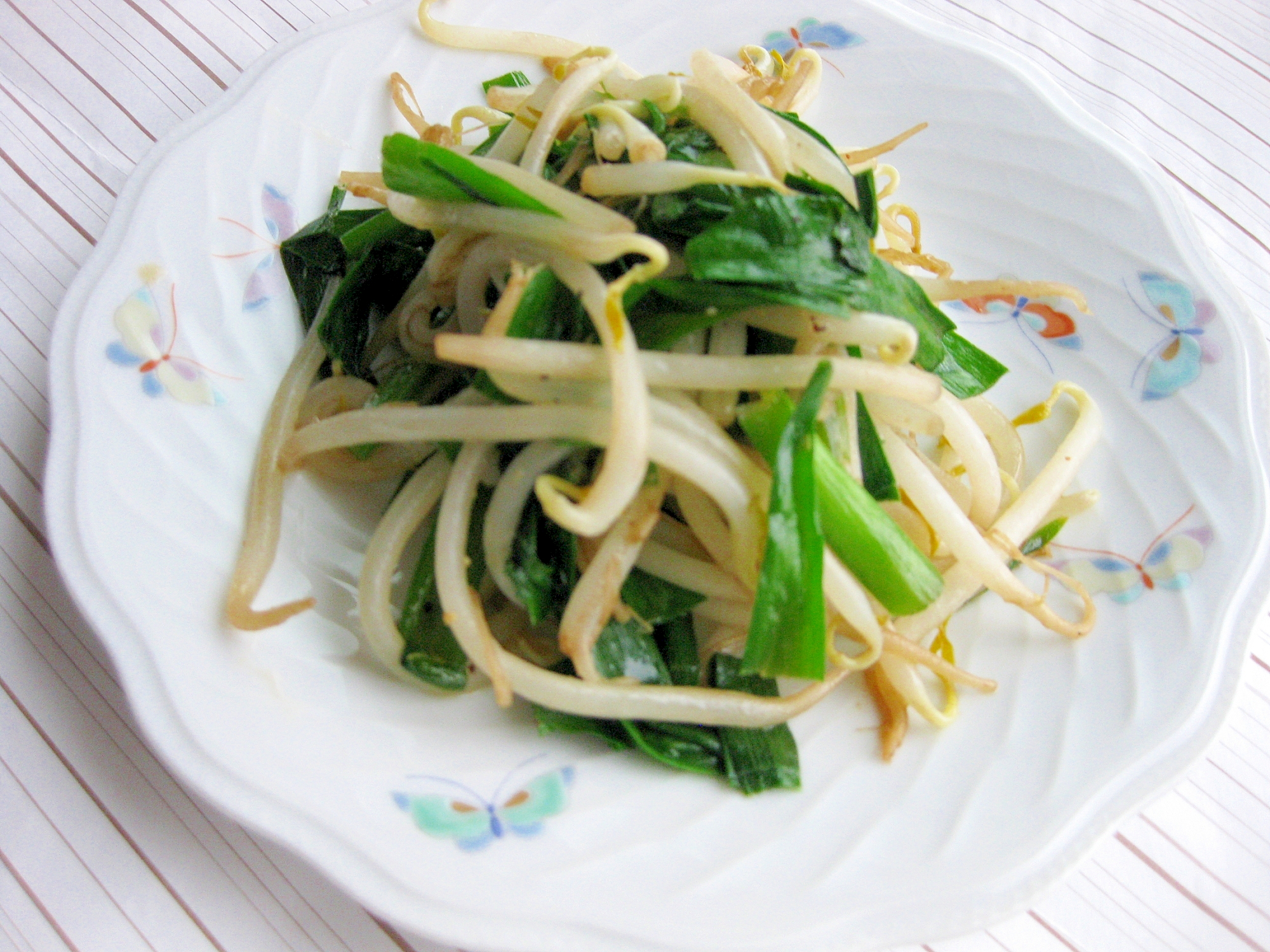 簡単にできる ニラともやしの油炒め レシピ 作り方 By れいちゃっ 楽天レシピ 簡単にできる ニラともやしの油炒め レシピ 作り方 By れいちゃっ 楽天レシピ