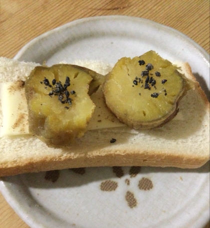 チーズトーストアレンジ さつま芋のせて