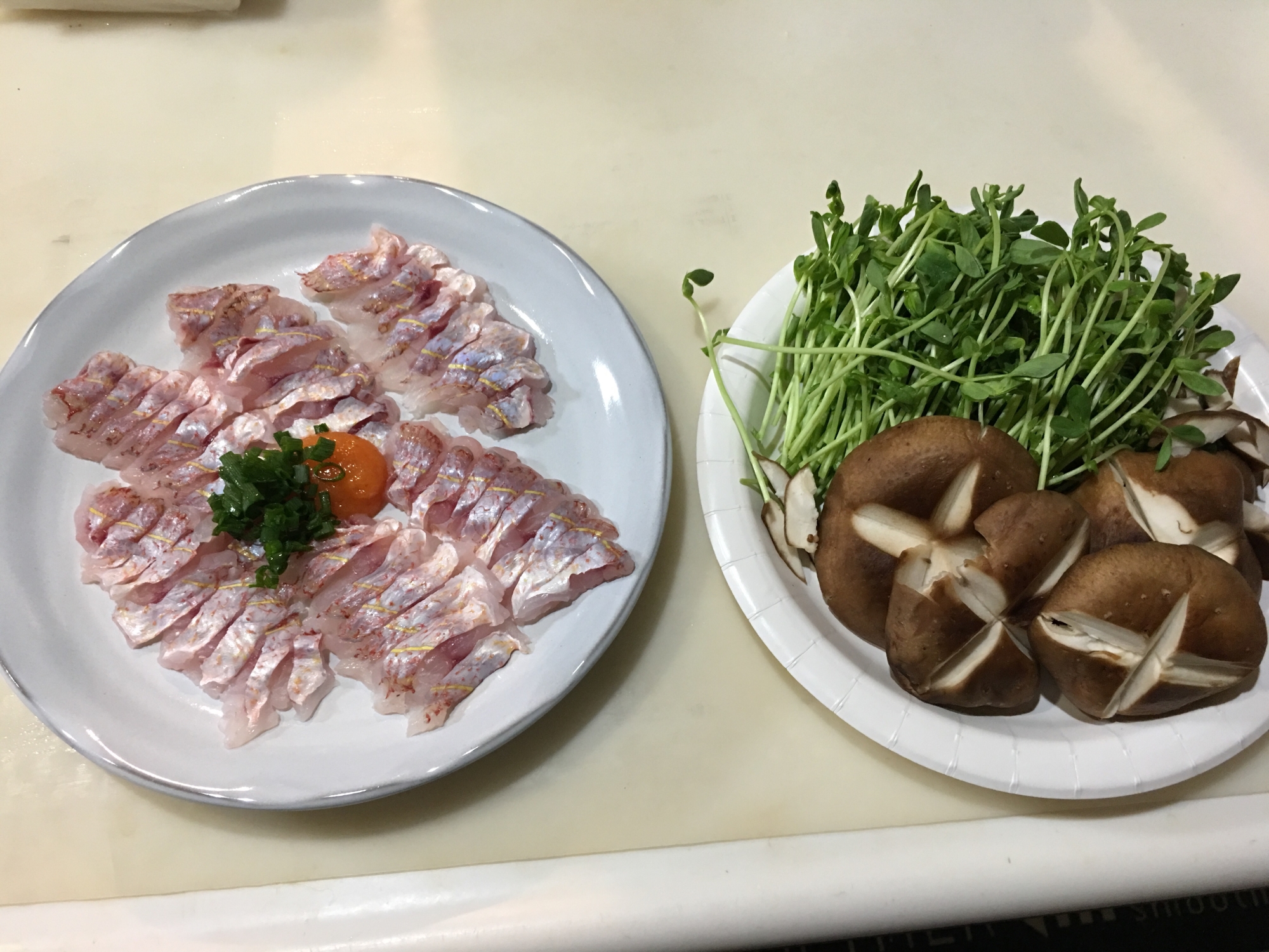 イトヨリダイのしゃぶしゃぶ レシピ 作り方 By ジャック777 楽天レシピ イトヨリダイのしゃぶしゃぶ レシピ 作り方 By ジャック777 楽天レシピ