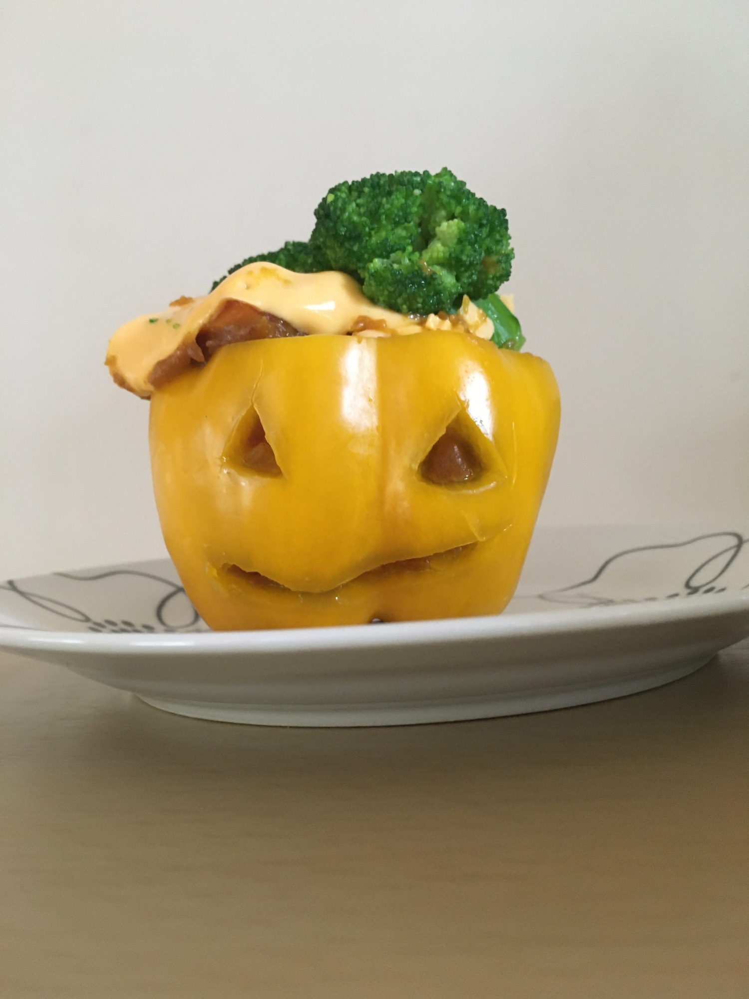 ハロウィン★おばけパプリカのチーズカレー