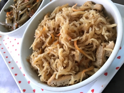 切り干し大根と揚げの煮物